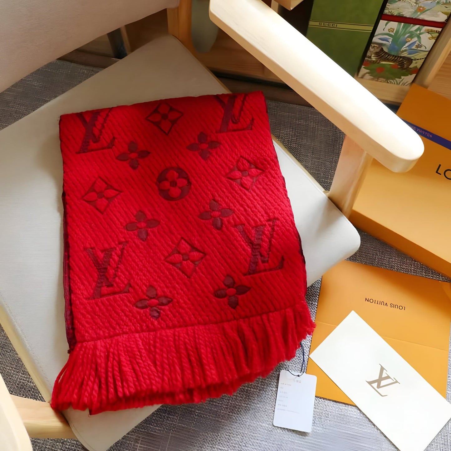 LOUIS VUITTON LOGOMANIA SHINE SCARF SIZES: (180/30)