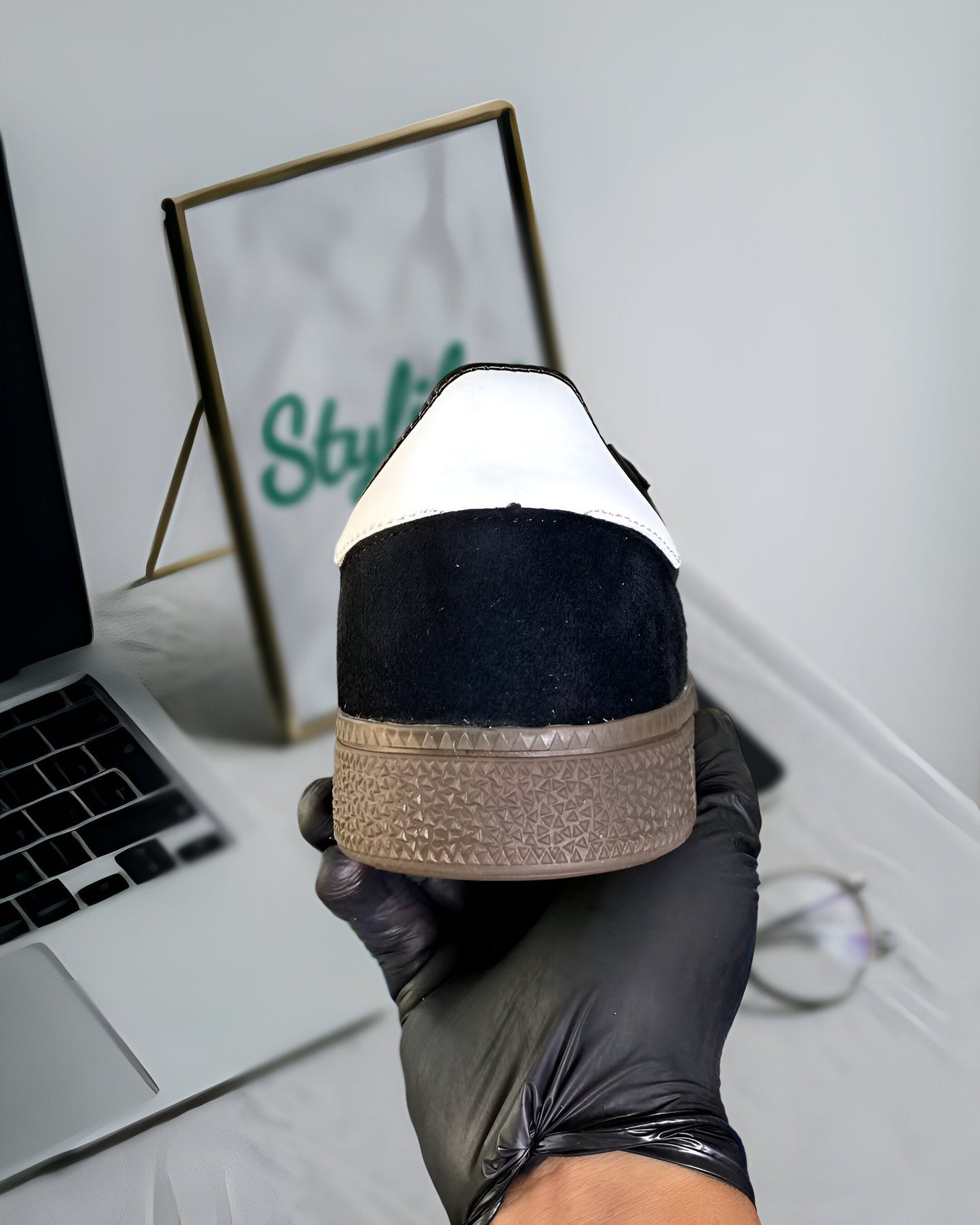 ADIDAS HANDBALL SPEZIAL BLACK WHITE GUM