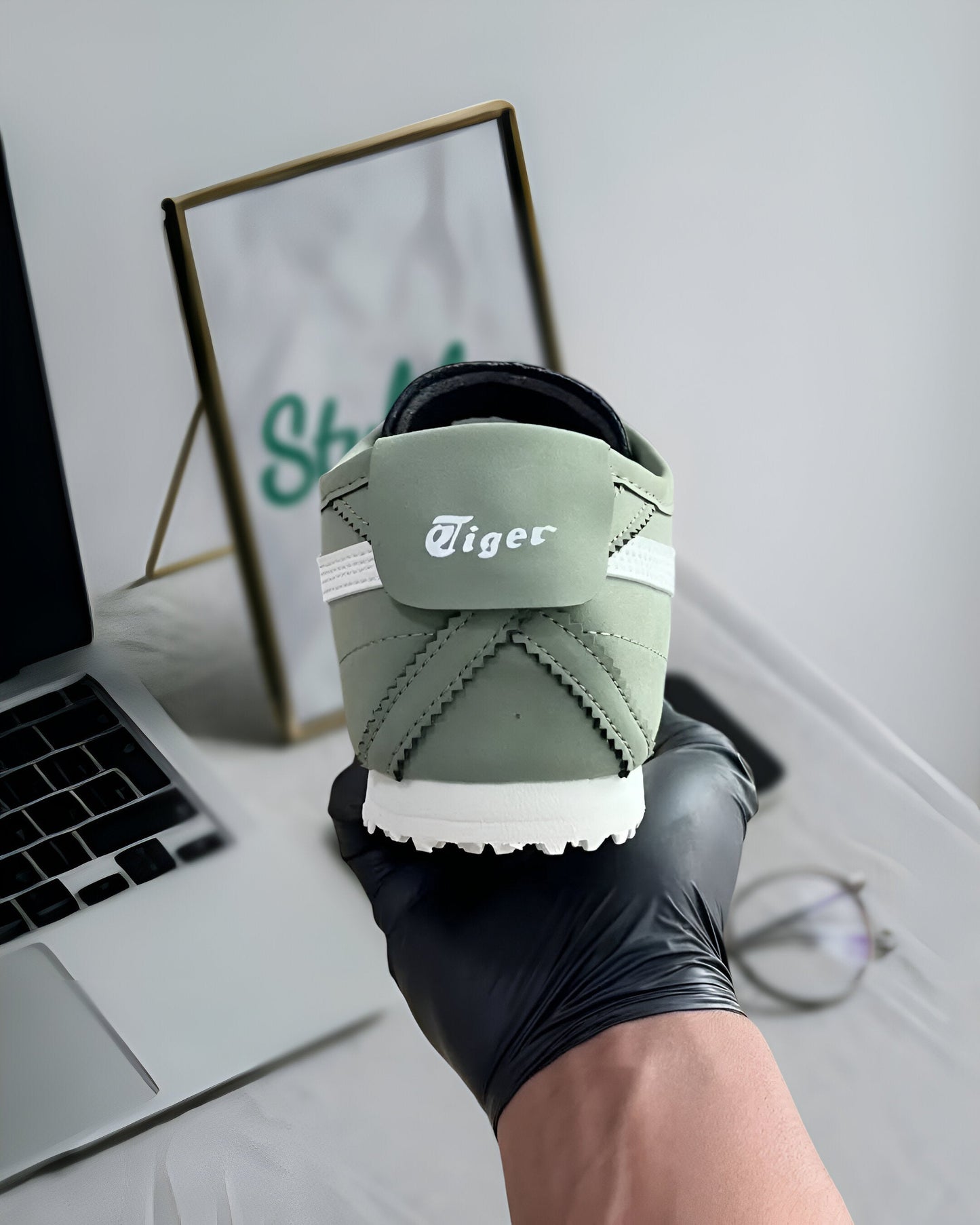 ONITSUKA TIGER MEXICO 66 “WHITE BLACK"