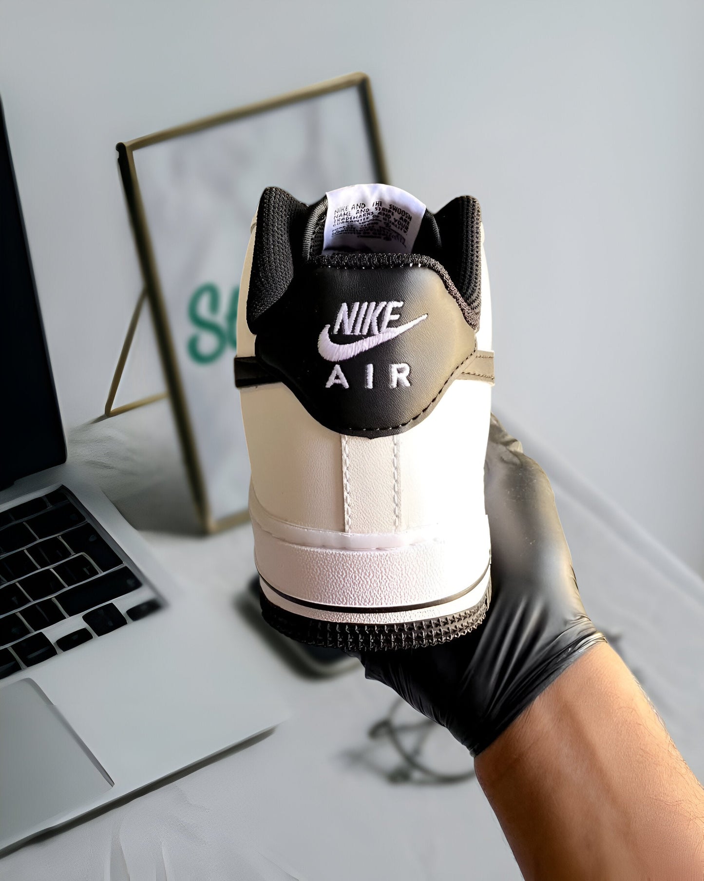 NIKE AIR FORCE 1 LOW '07 WHITE BLACK (2022)