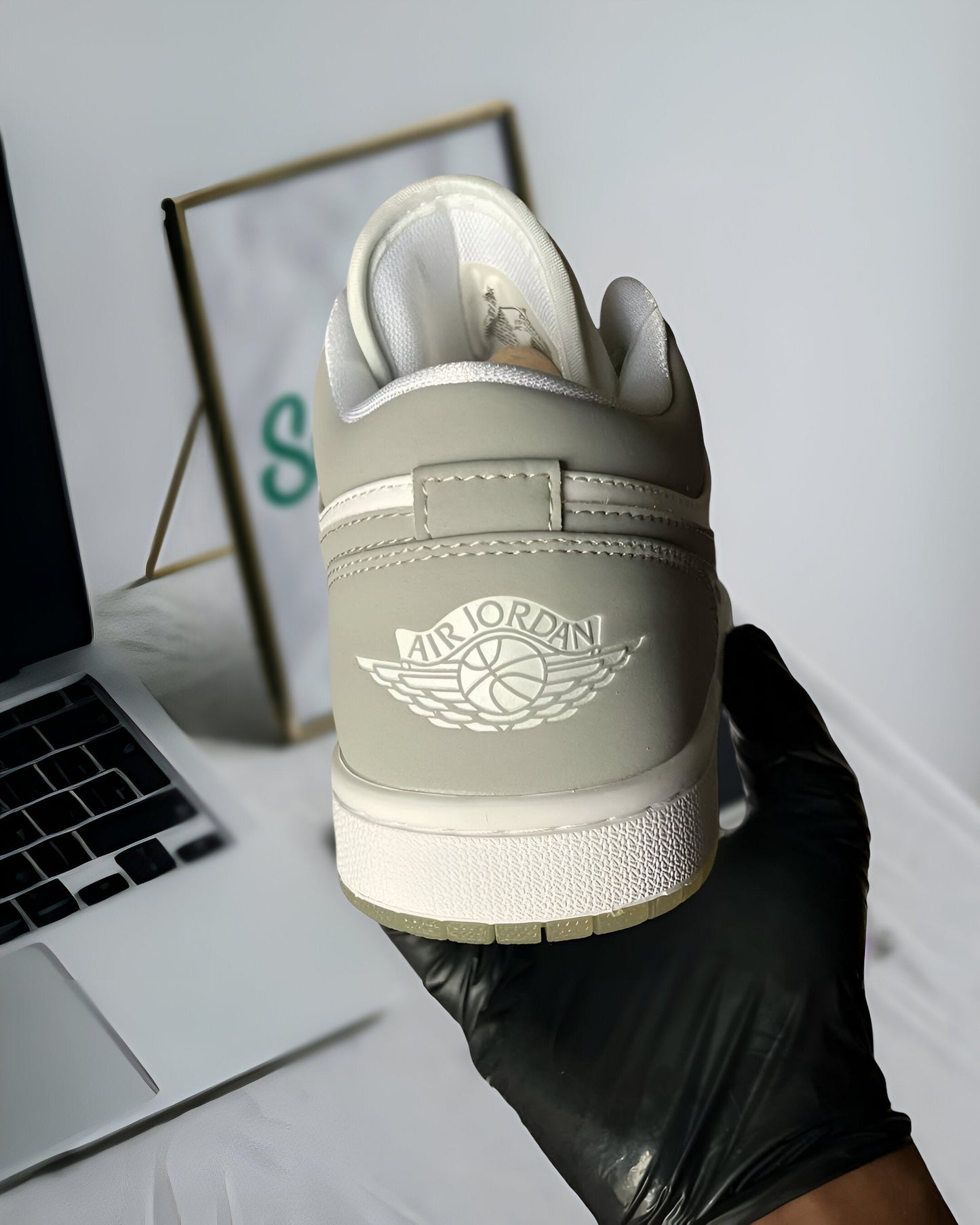 AIR JORDAN 1 LOW VINTAGE STEALTH GREY