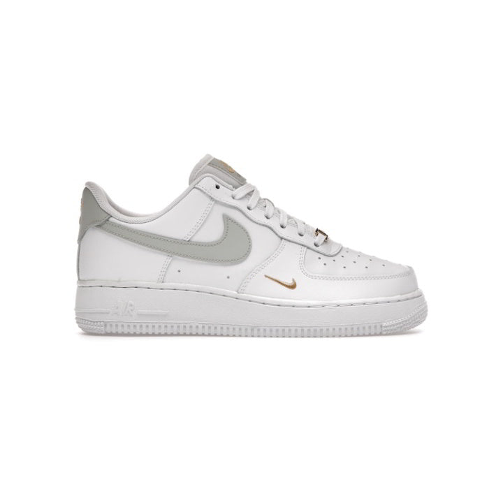 NIKE AIR FORCE 1 LOW WHITE GREY GOLD