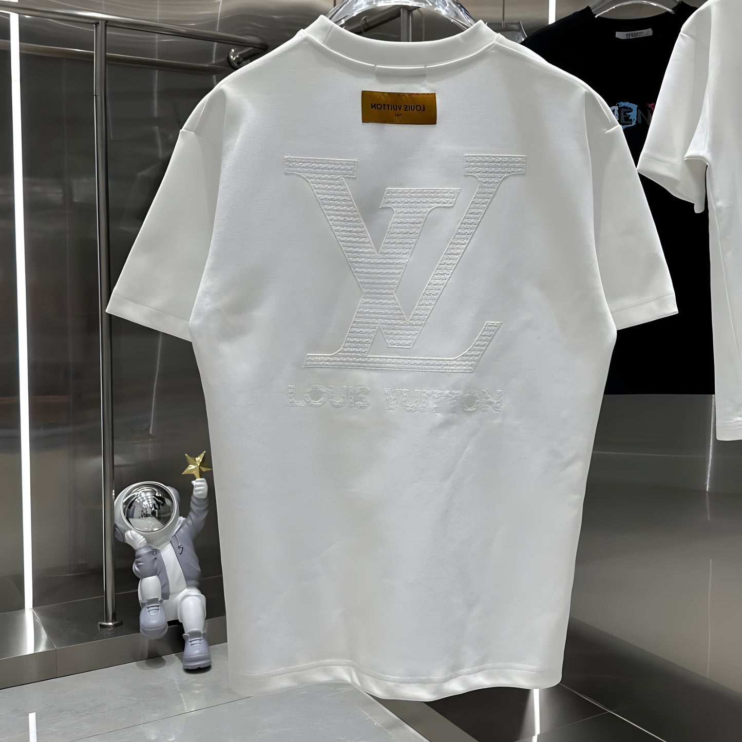 LOUIS VUITTON T-SHIRT FOR MEN