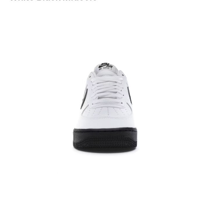 NIKE AIR FORCE 1 LOW WHITE BLACK MIDSOLE