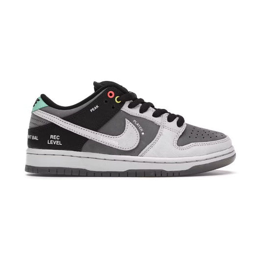 NIKE SB DUNK LOW VX1000