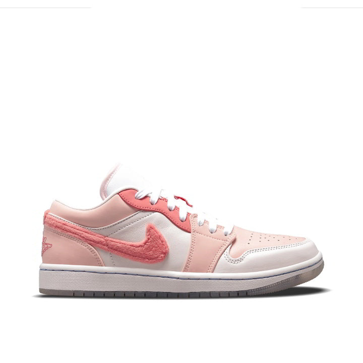 JORDAN 1 LOW SEMIGHTY SWOOSHERS PINK