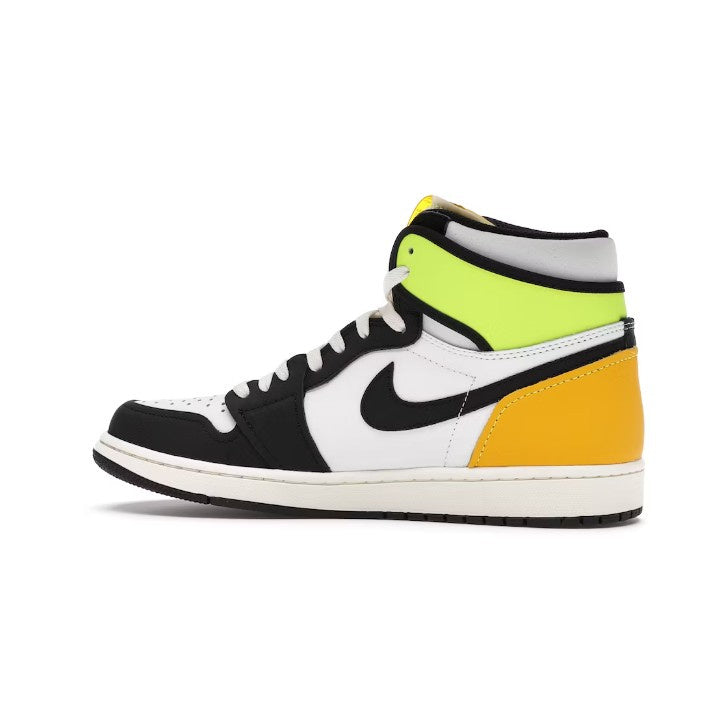 JORDAN 1 RETRO HIGH WHITE BLACK VOLT UNIVERSITY GOLD