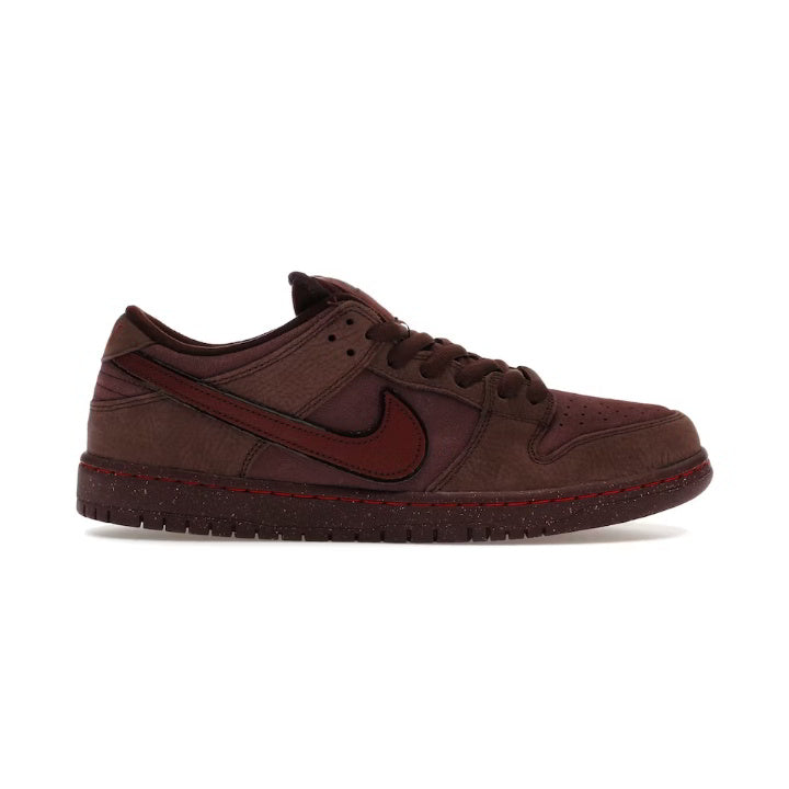 NIKE SB DUNK LOW CITY OF LOVE BURGUNDY CRUSH