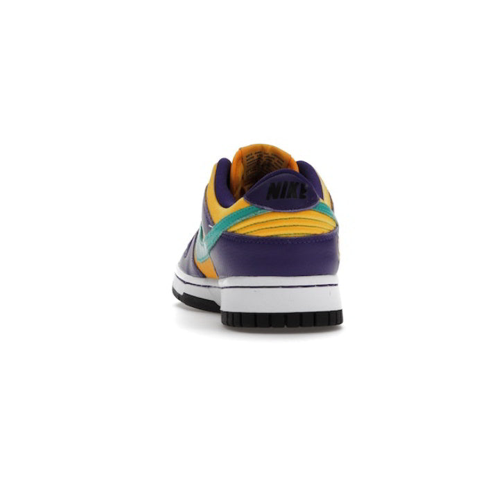 NIKE DUNK LOW LX LISA LESLIE