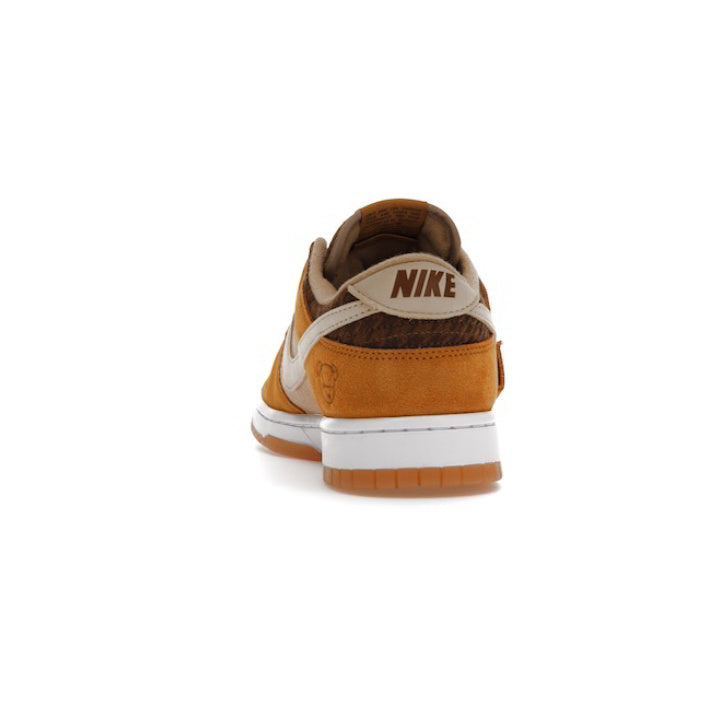 NIKE DUNK LOW SE TEDDY BEAR PRALINE