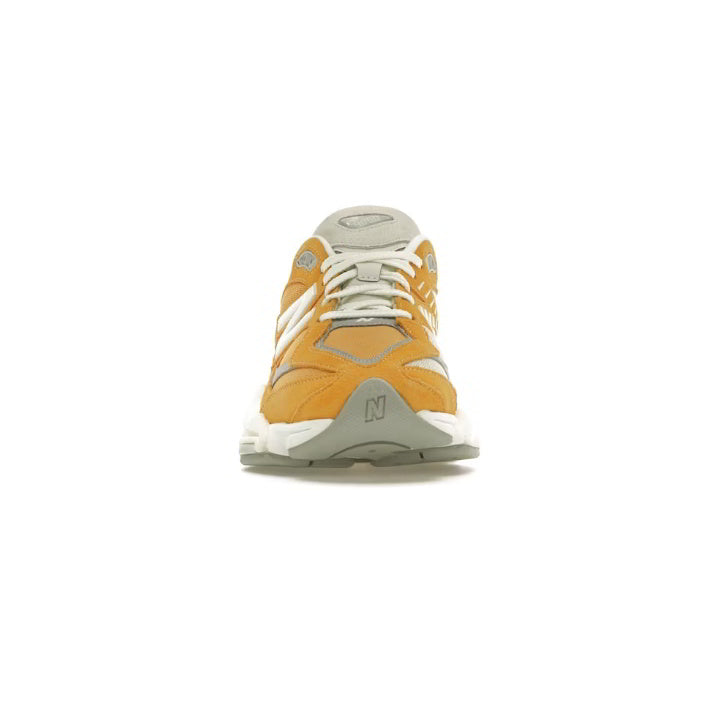 NEW BALANCE 9060 VARSITY GOLD