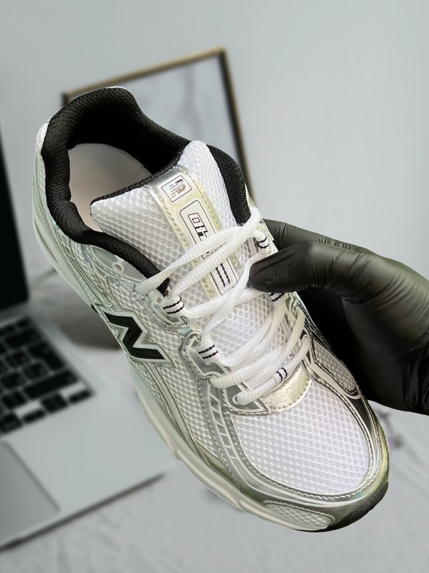 "NEW BALANCE 740V2  'WHITE SILVER METALLIC BLACK