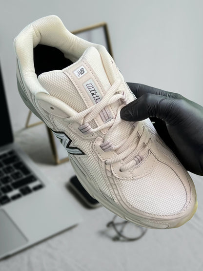 NEW BALANCE 740 LUNAR