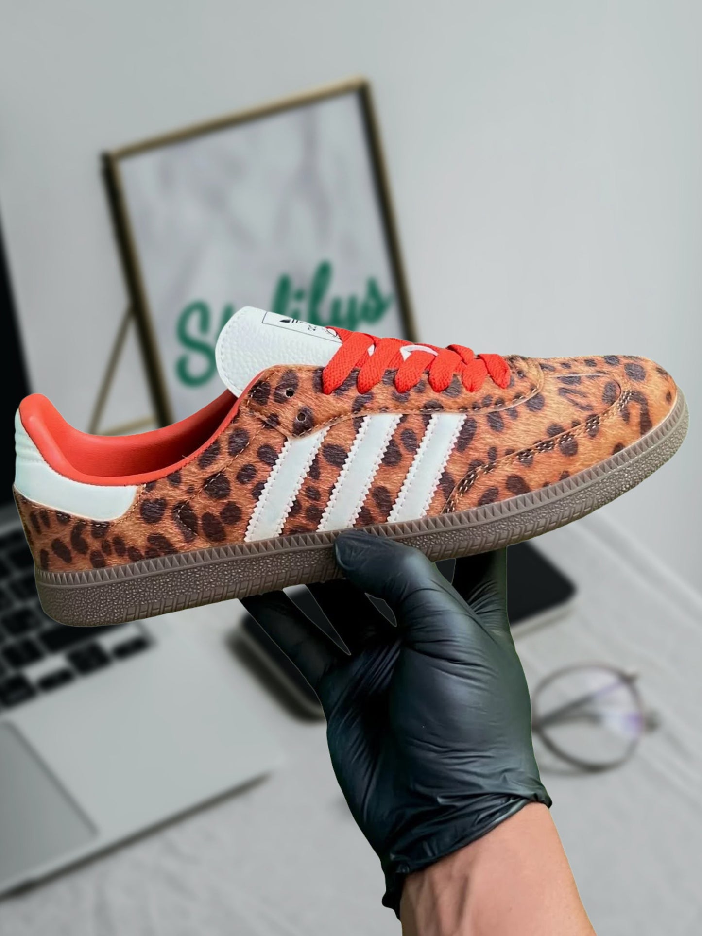 ADIDAS SAMBA OG WMNS 'CHEETAH PACK - PRELOVED RED'