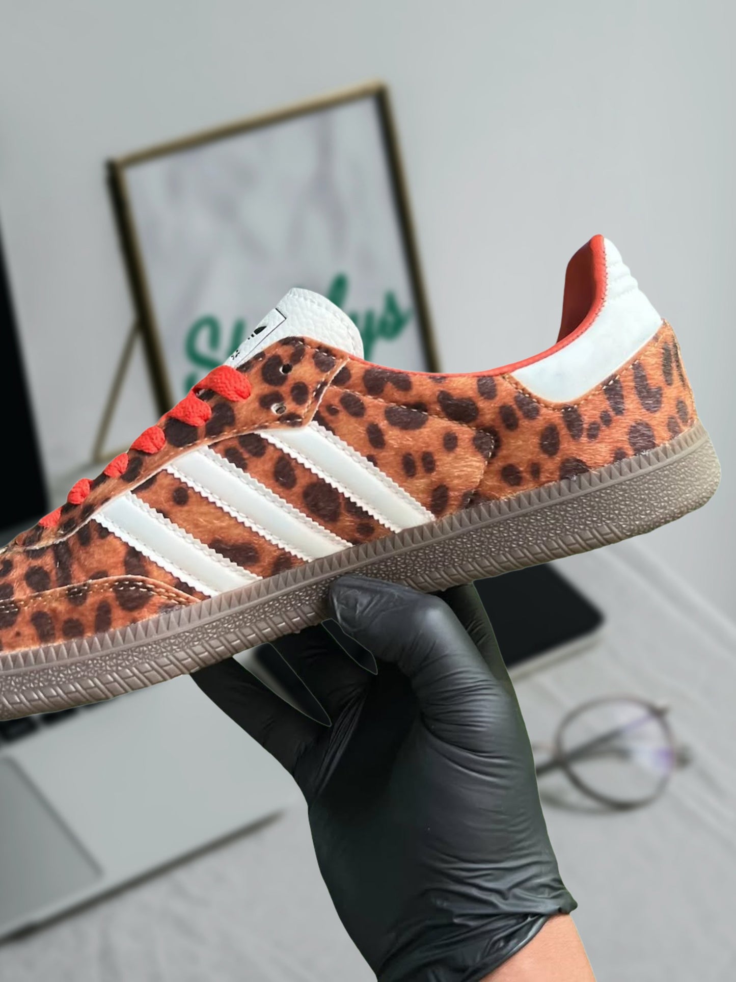 ADIDAS SAMBA OG WMNS 'CHEETAH PACK - PRELOVED RED'