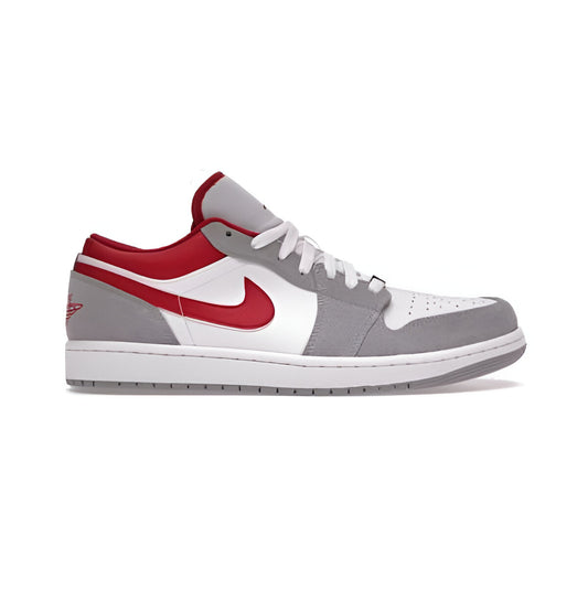 JORDAN 1 LOW SE LIGHT SMOKE GREY GYM RED