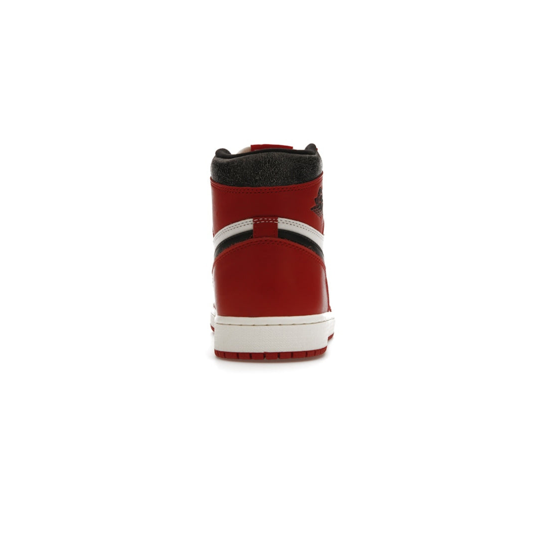 JORDAN 1 RETRO HIGH OG
CHICAGO LOST AND FOUND