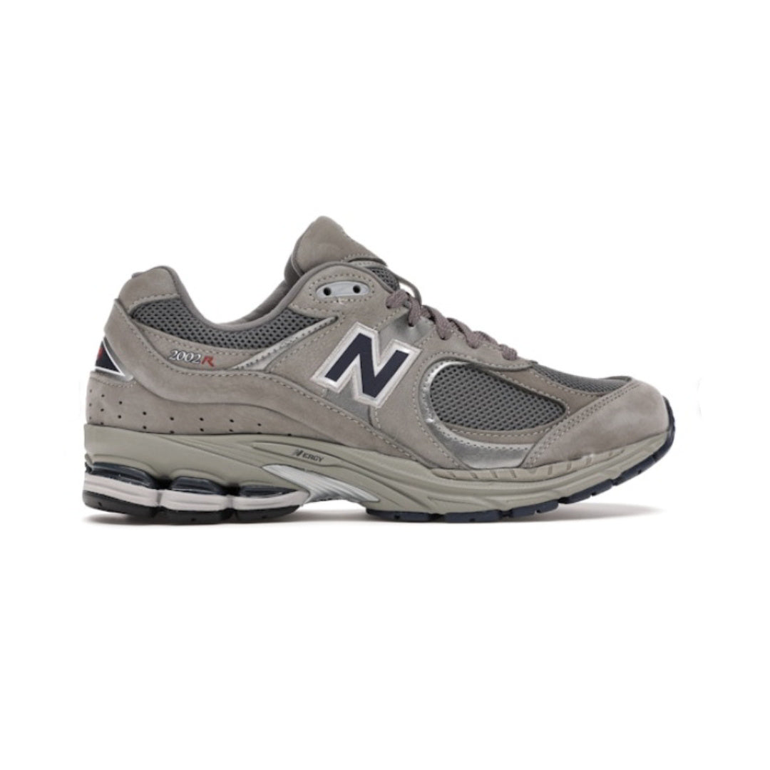 NEW BALANCE 2002R LIGHT GREY