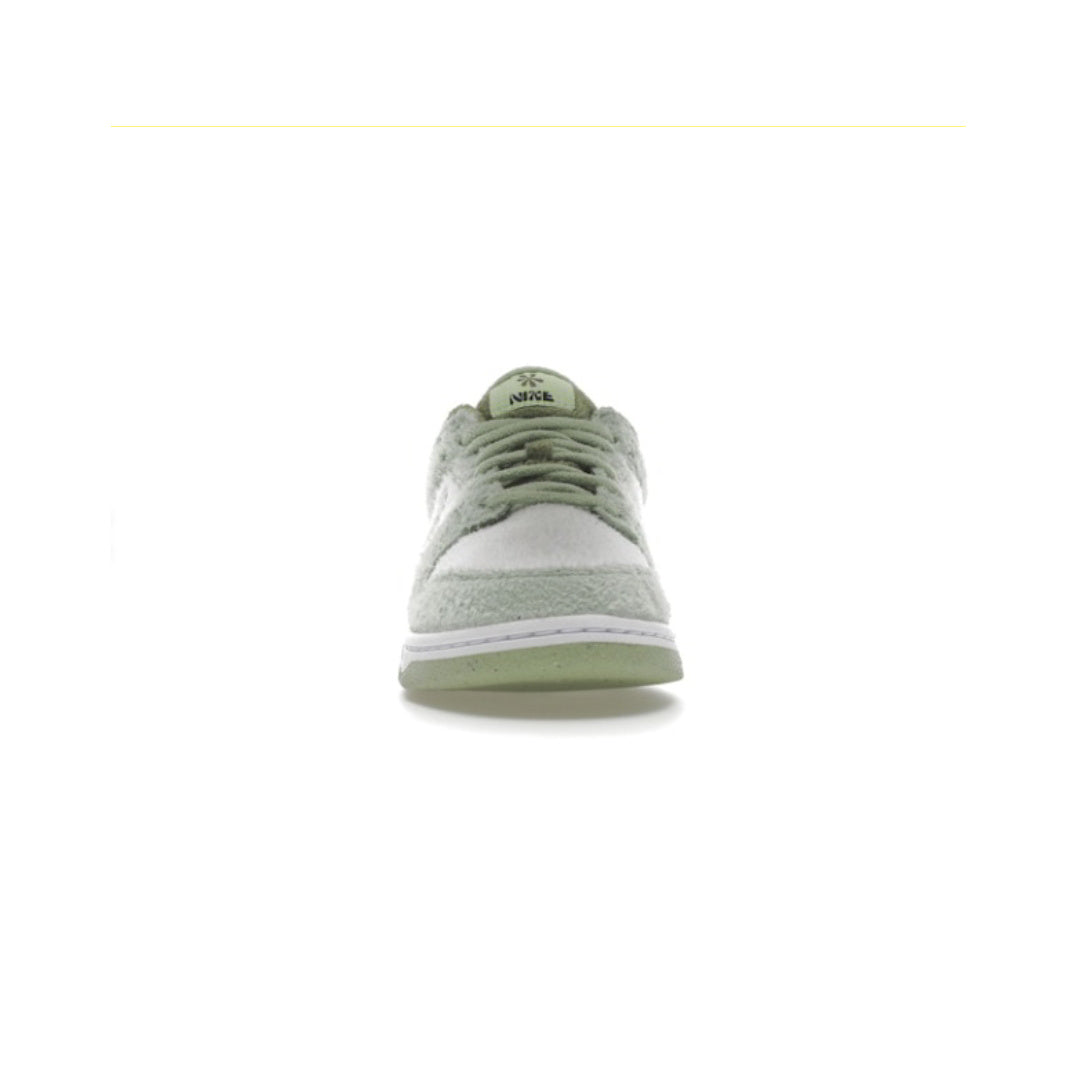 NIKE DUNK LOW SE FLEECE PACK HONEYDEW