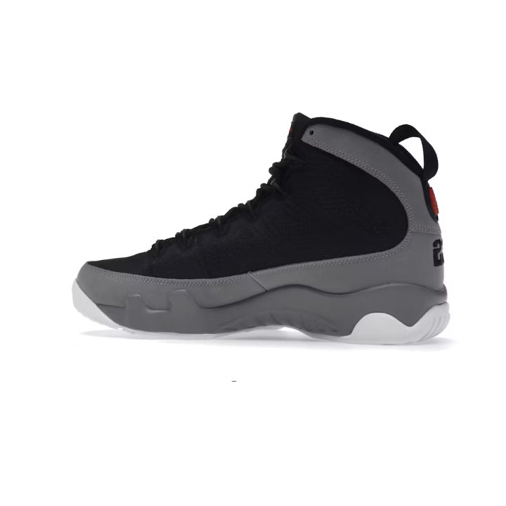 JORDAN 9 RETRO PARTICLE GREY