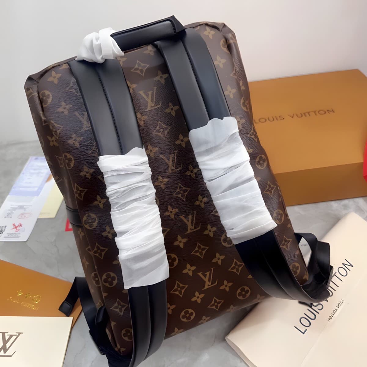 LOUIS VUITTON DISCOVERY BACKPACK