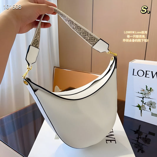 LOEWE LUNA SHOULDER BAG.