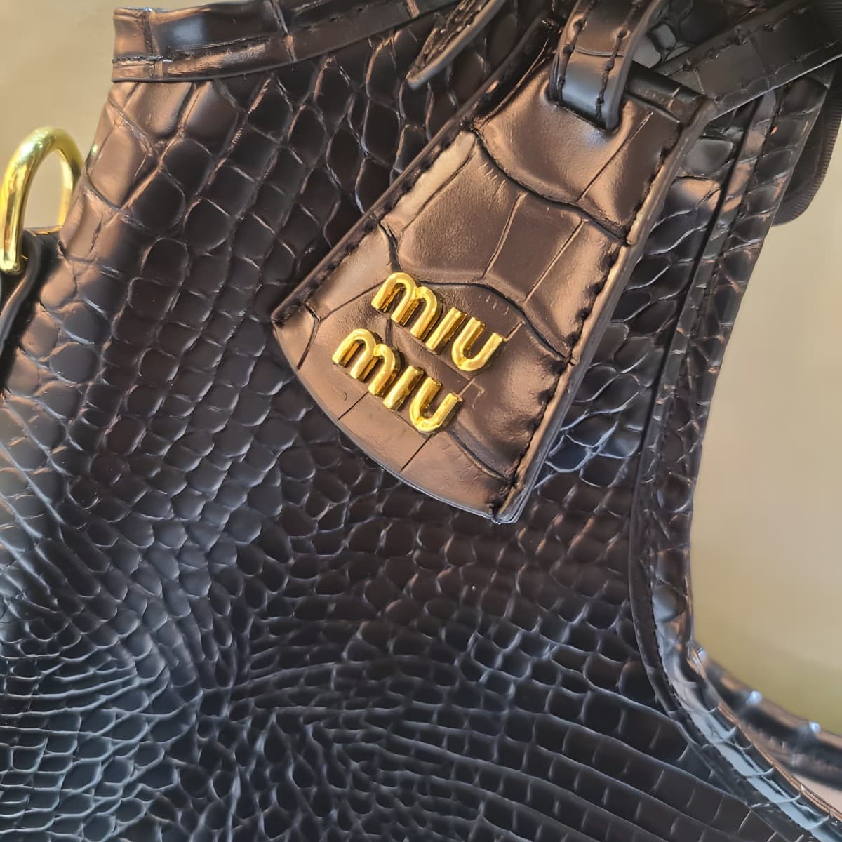 MIU MIU BAG.