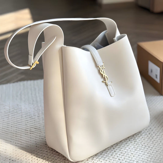 SAINT LAURENT LE 5 À 7 HOBO BAG