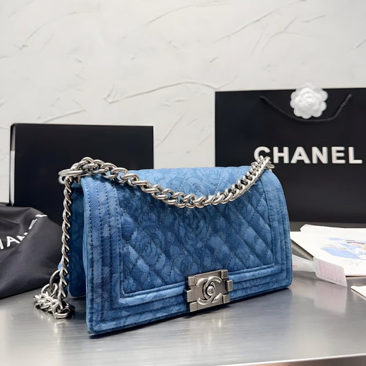 CHANEL MINI FLAP BAG