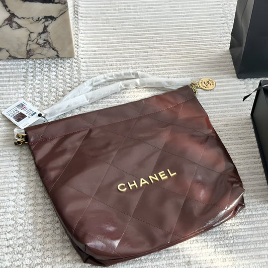 CHANEL 22 BAG