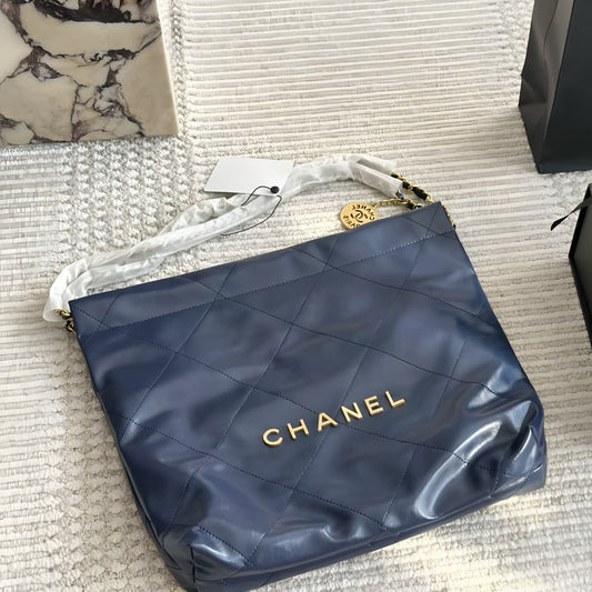 CHANEL 22 BAG