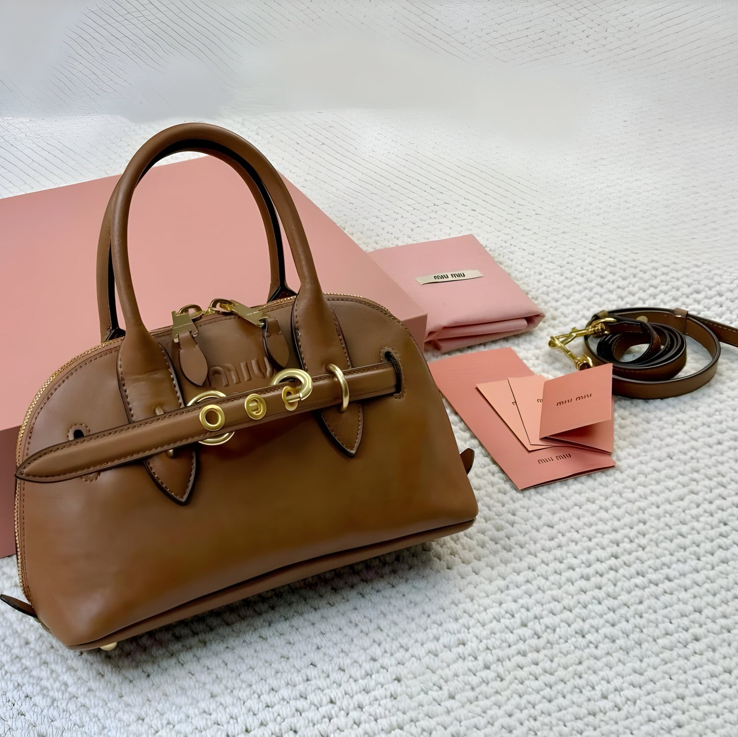 MIU MIU AVENTURE LEATHER BAG