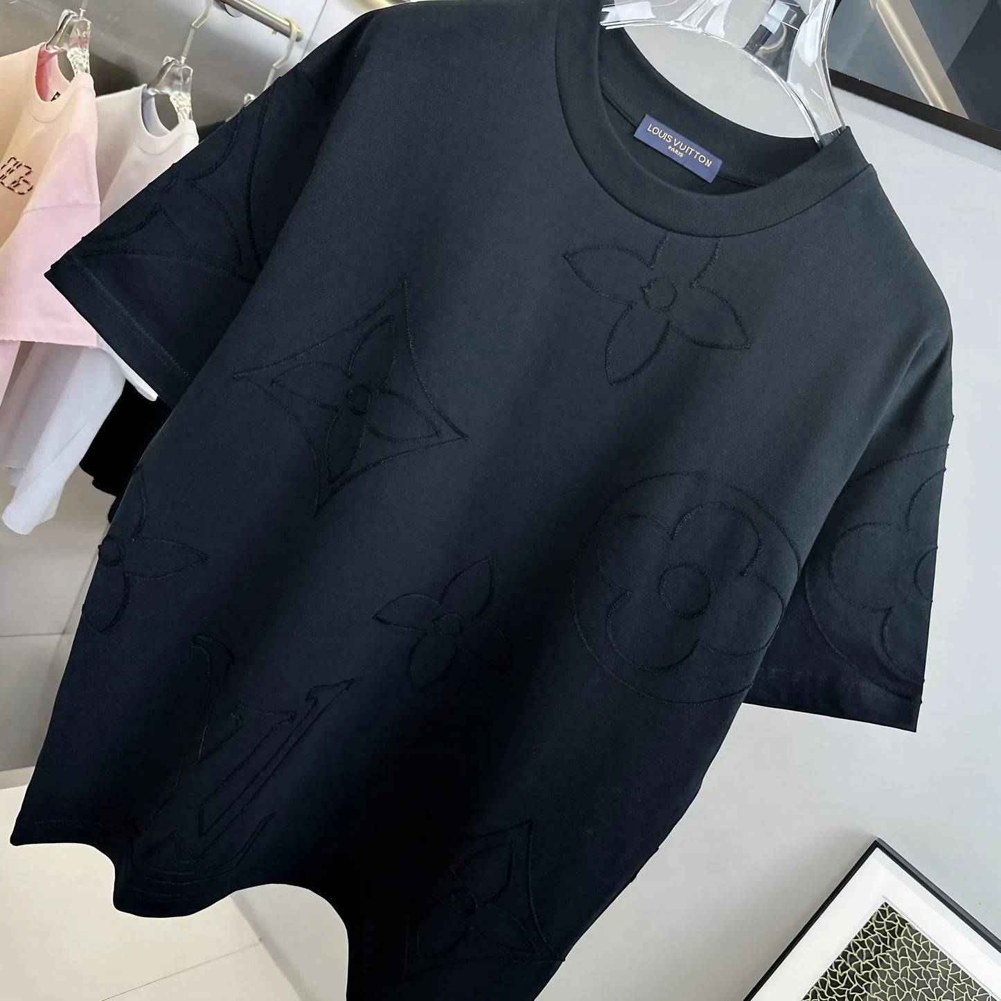 LOUIS VUITTON EMBOSSED LV T-SHIRT