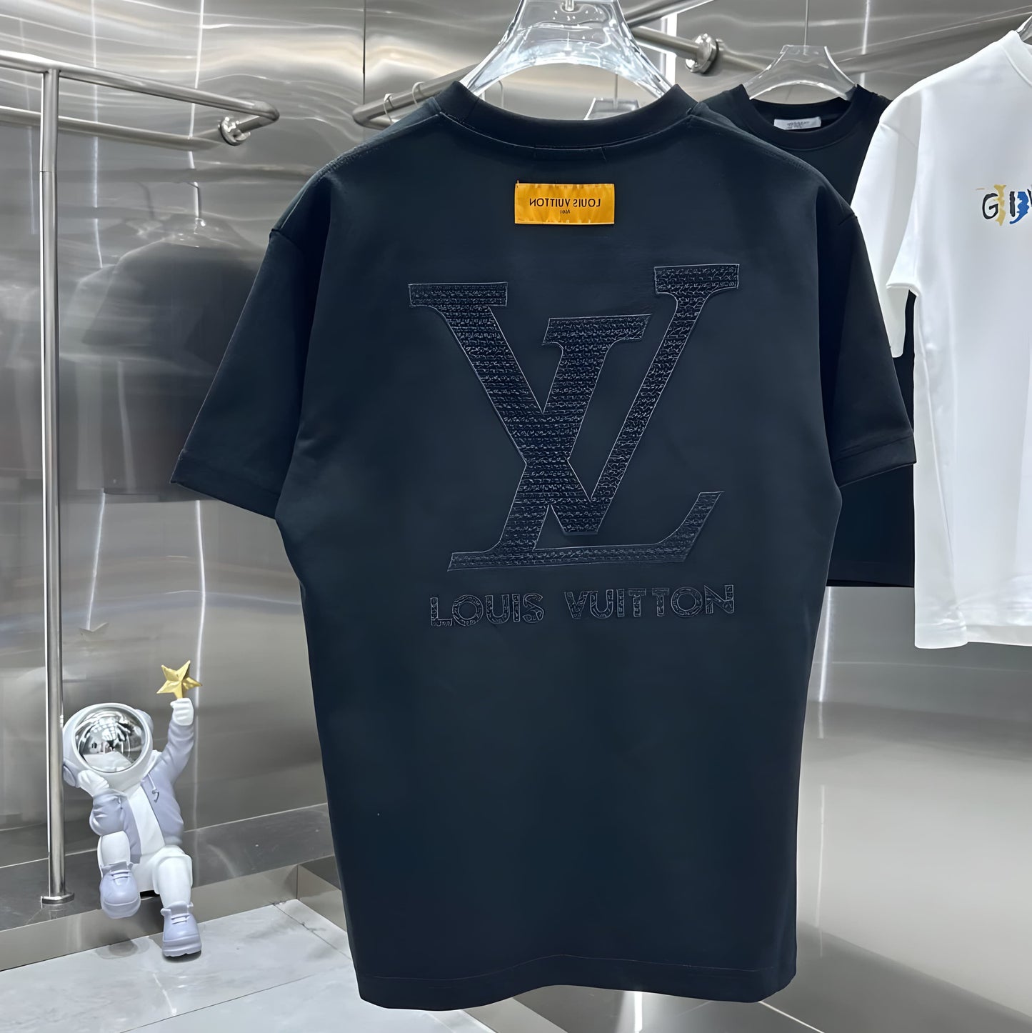 LOUIS VUITTON T-SHIRT FOR MEN