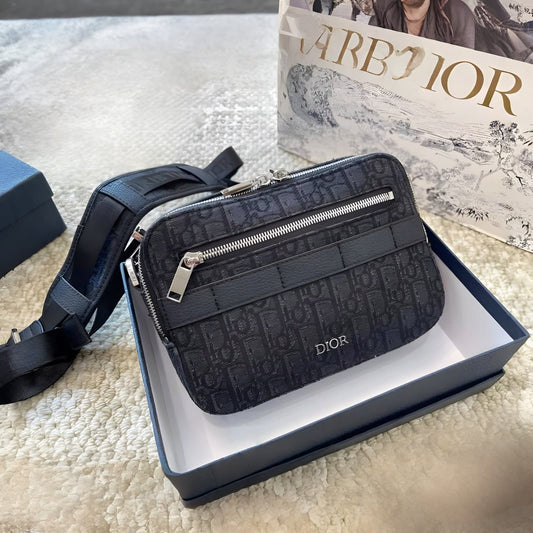 DIOR SAFARI MESSENGER BAG