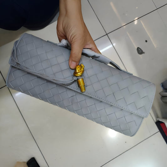 BOTTEGA VENETA LONG ANDIAMO CLUTCH WITH HANDLE