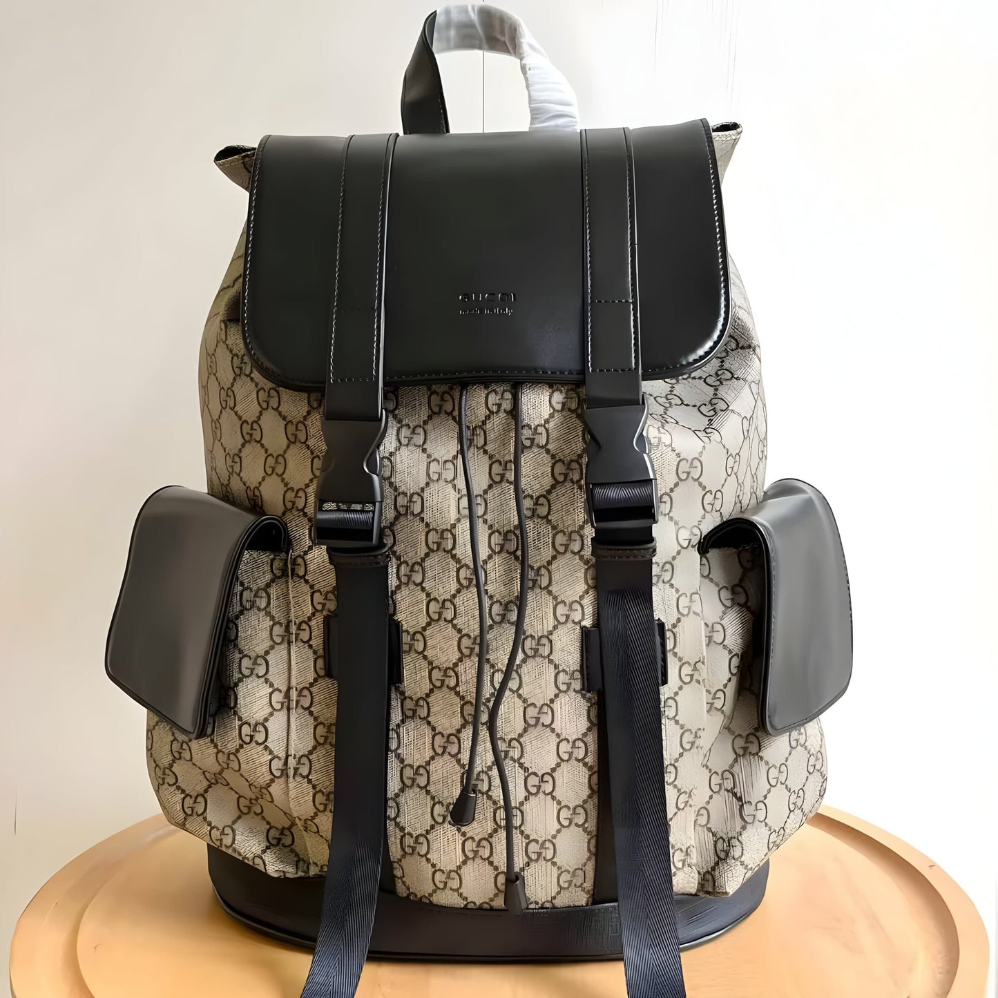 GUCCI GG SUPREME BACKPACK