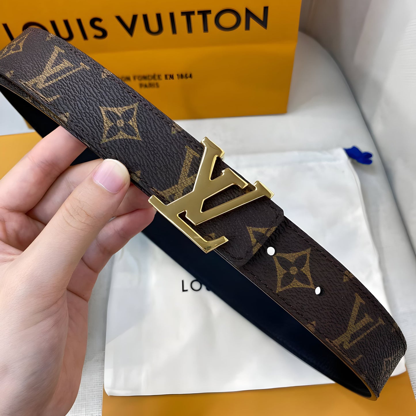 LOUIS VUITTON LV INITIALES 30MM REVERSIBLE BELT