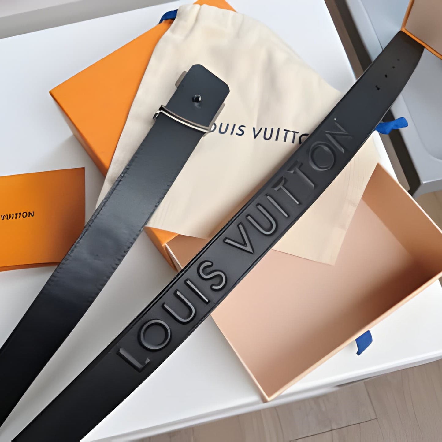 LV INITIALES 40MM REVERSIBLE BELT