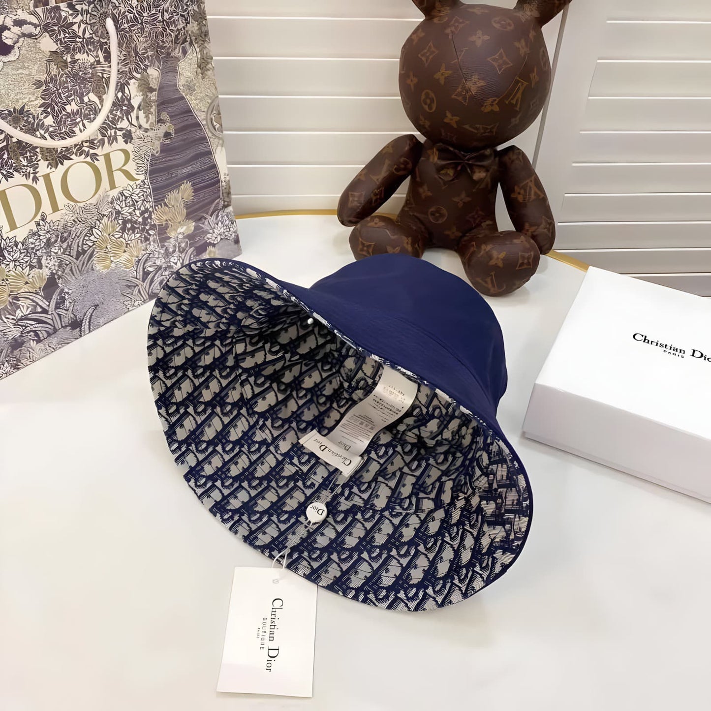 DIOR REVERSIBLE TEDDY-D SMALL BRIM BUCKET HAT