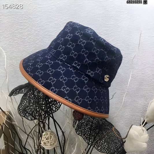 GUCCI GG DENIM BUCKET HAT