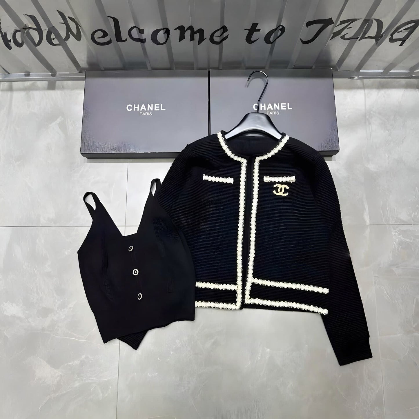 CHANEL CARDIGAN