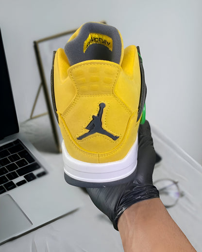 JORDAN 4 RETRO LIGHTNING