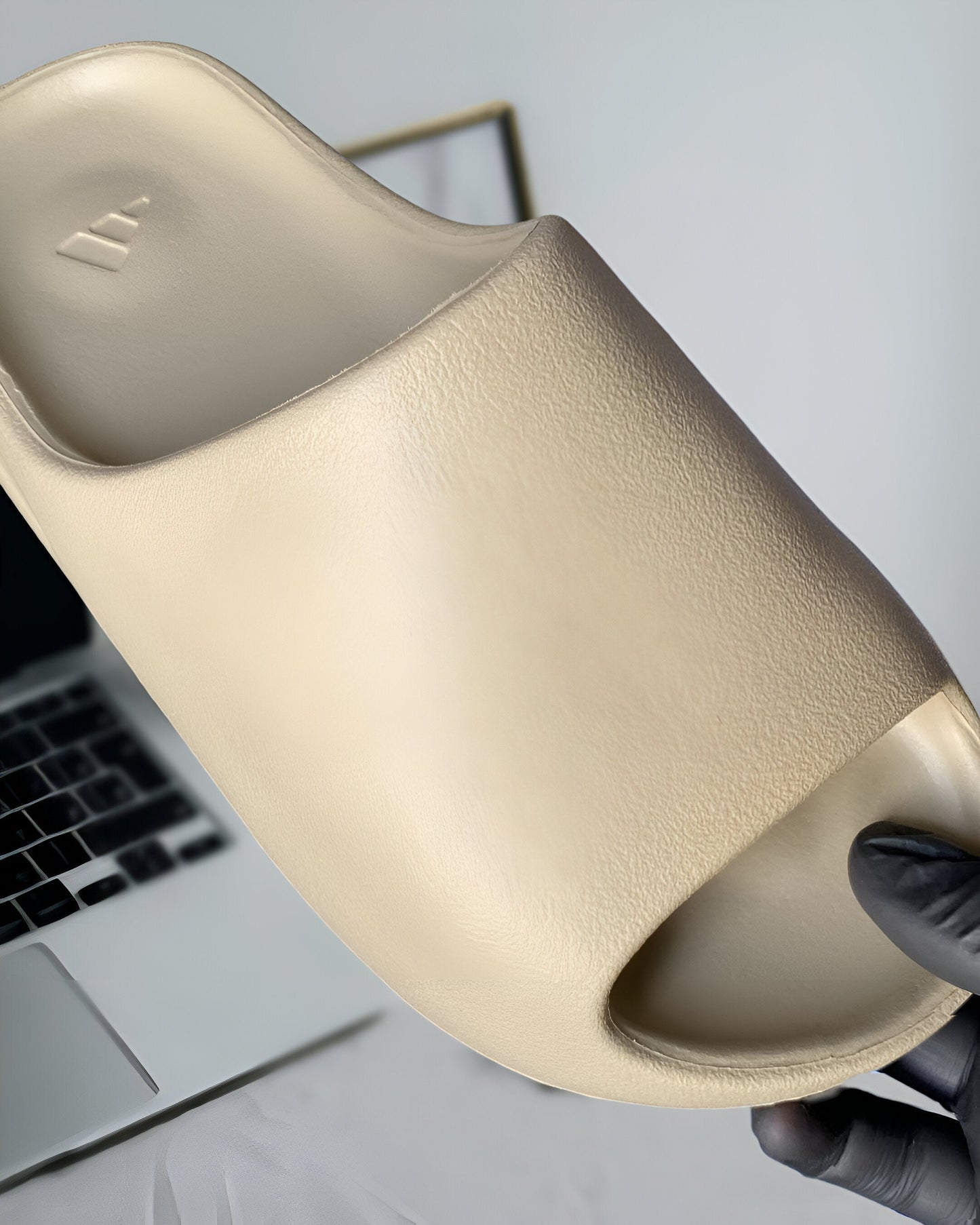 ADIDAS YEEZY SLIDES PURE