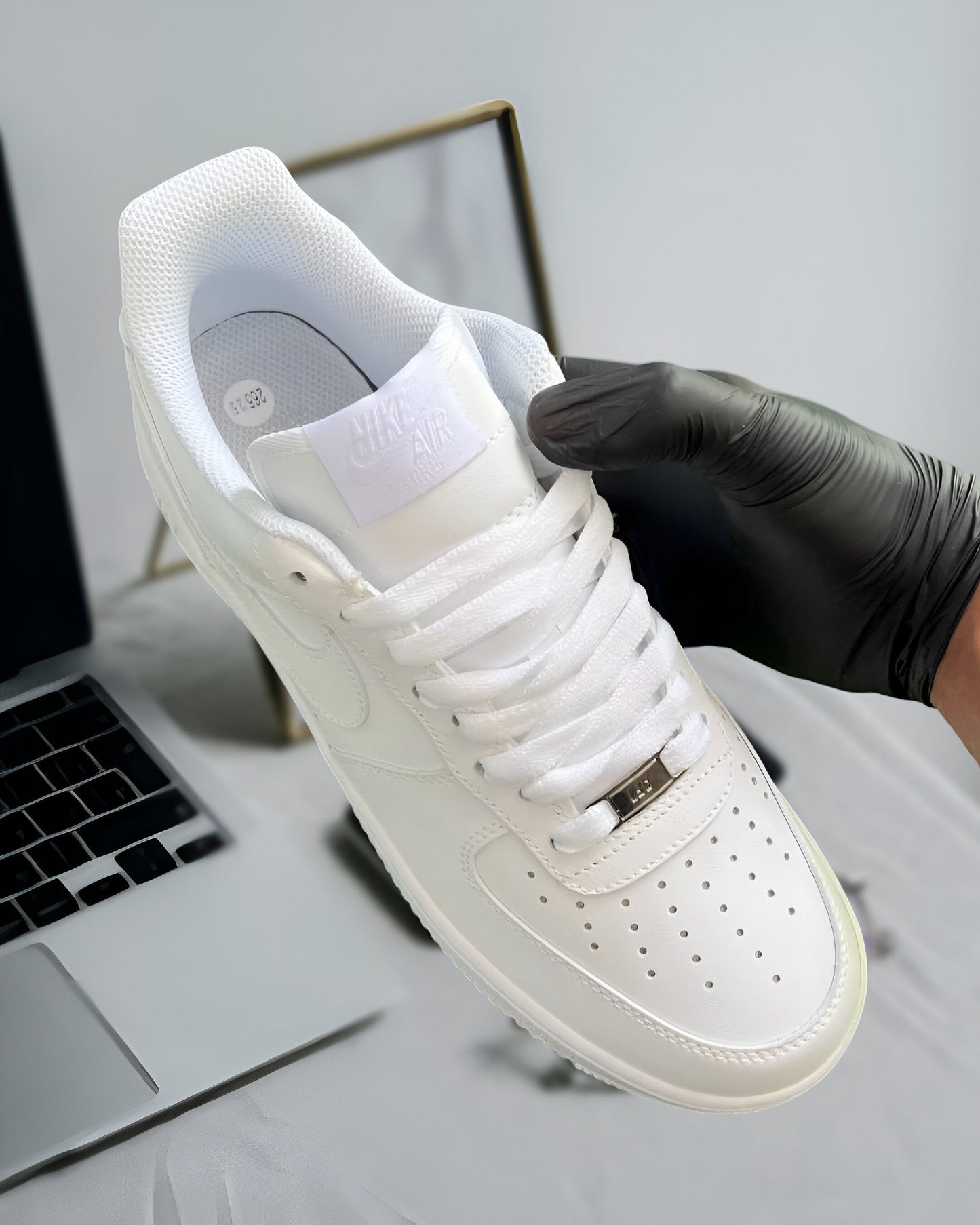 NIKE AIR FORCE 1 LOW '07 WHITE