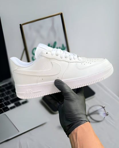 NIKE AIR FORCE 1 LOW '07 WHITE