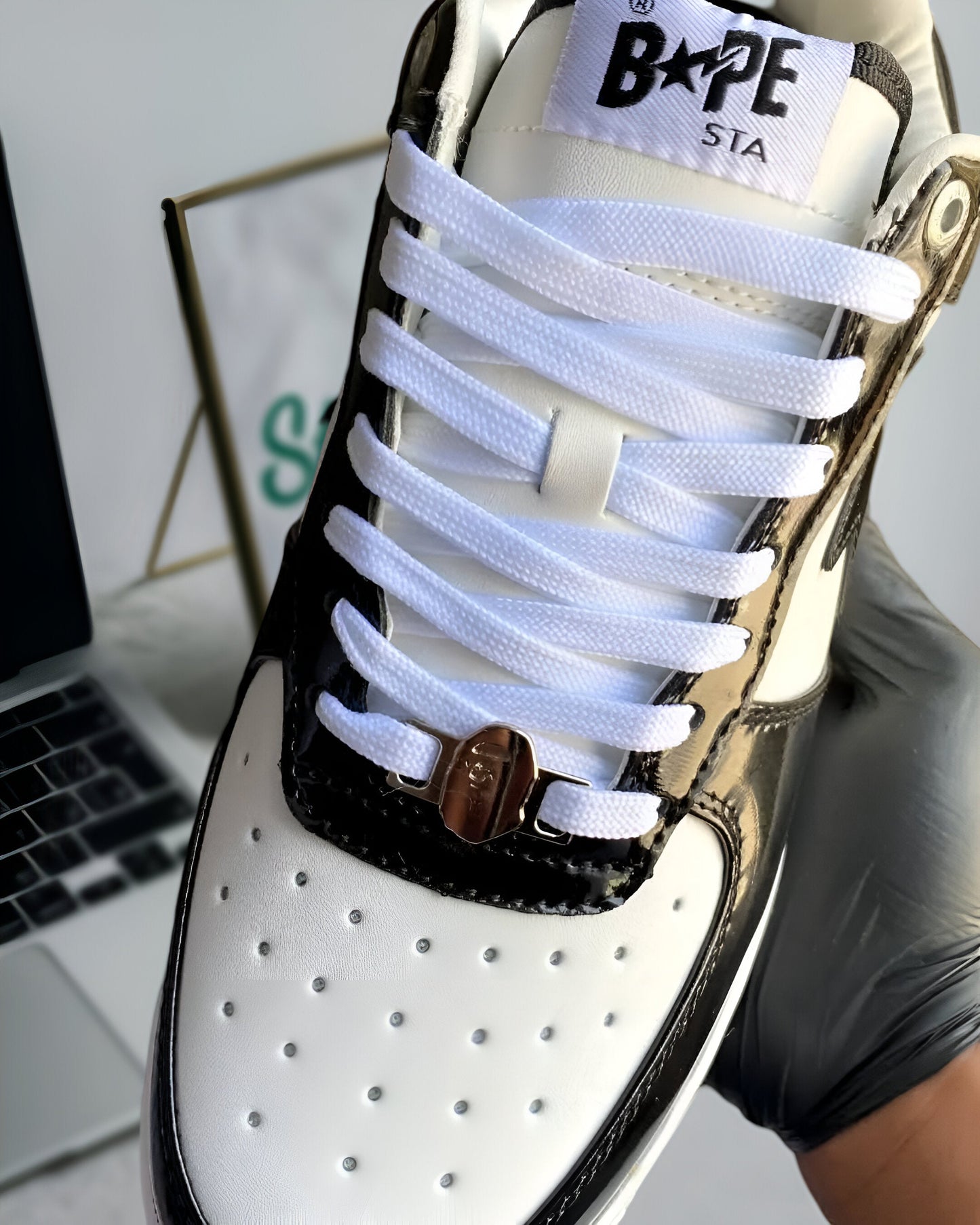 A BATHING APE BAPE STA WHITE BLACK