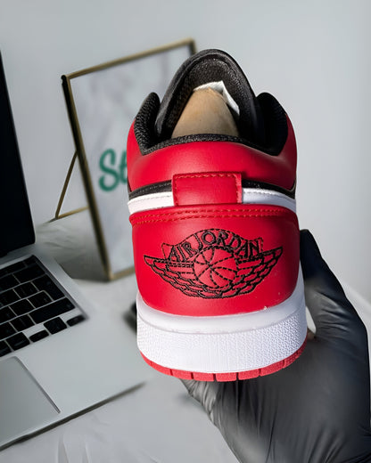 JORDAN 1 LOW ALTERNATE BRED TOE