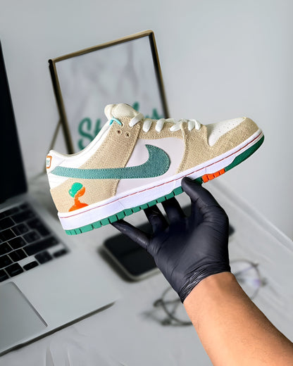 NIKE SB DUNK LOW JARRITOS