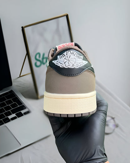 AIR JORDAN 1 RETRO LOW OG MOCHA